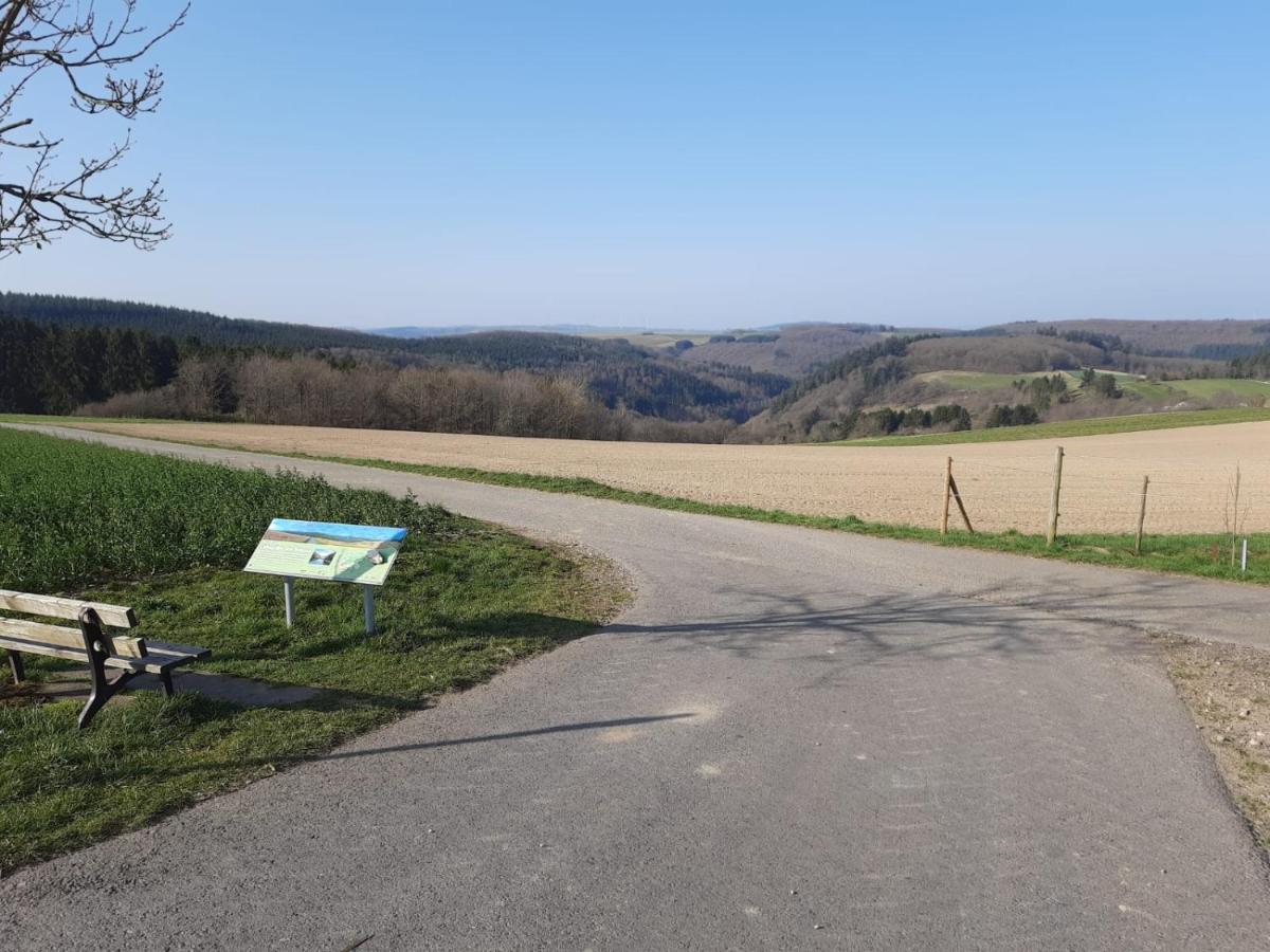 Ferienwohnung Sternfeld Osburg Bagian luar foto